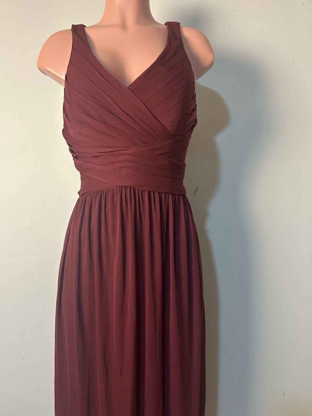 David’s Bridal Maxi Dress Burgundy Ruched Sleeveless Women's Size 12 - Picture 13 of 14